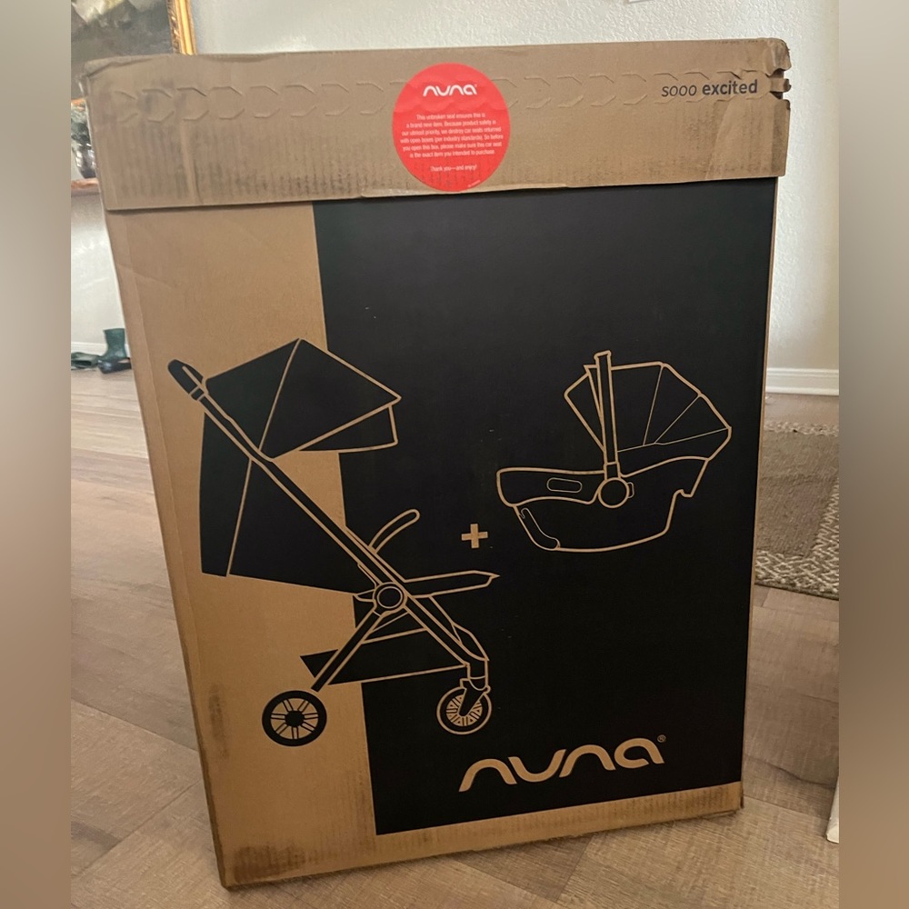 NEW in box! Nuna Pipa Urbn baseless car seat.